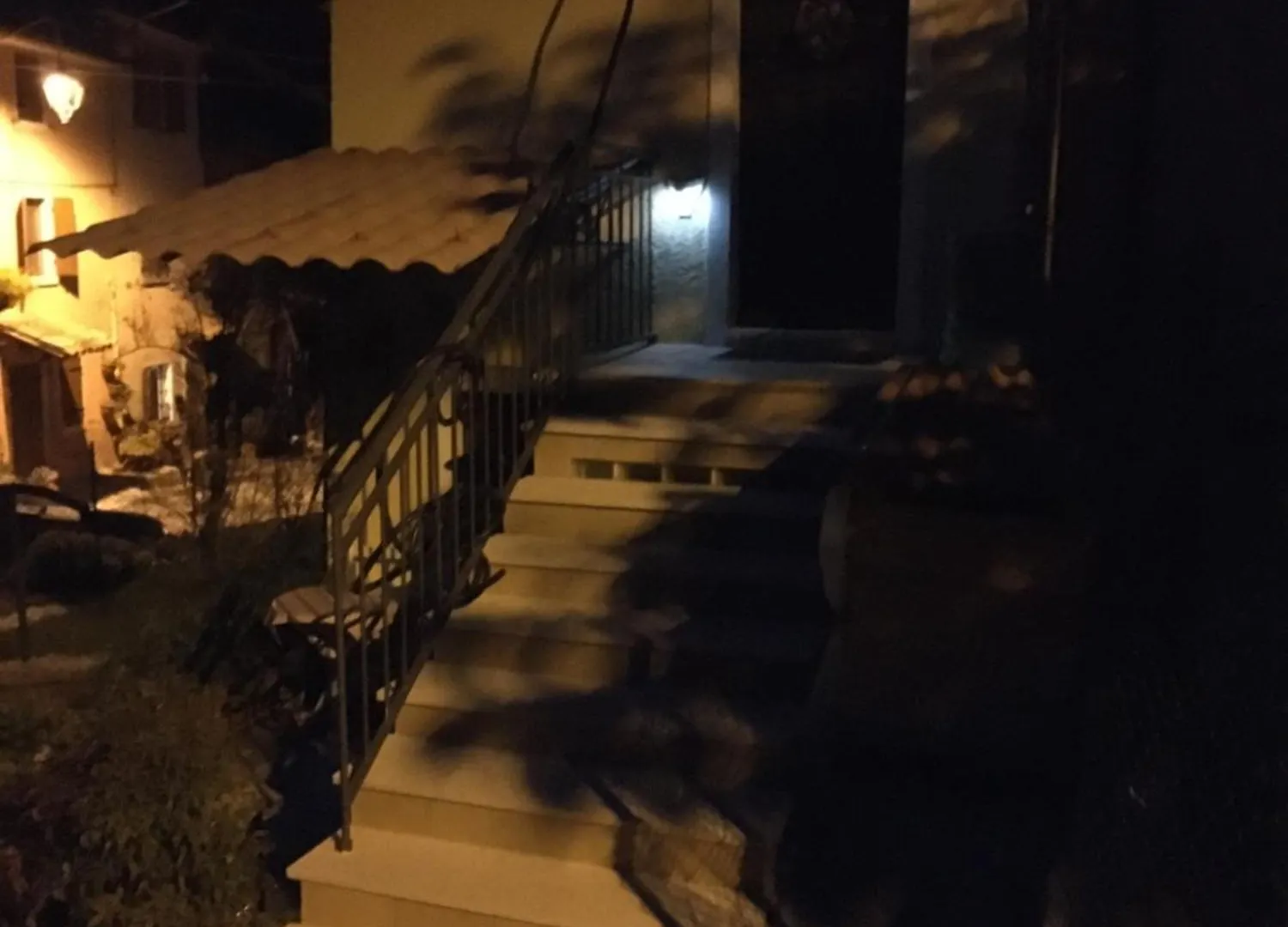 Ca' Rosina. Una Casetta Nel Bosco. Ferrara di Monte Baldo Casa vacanze